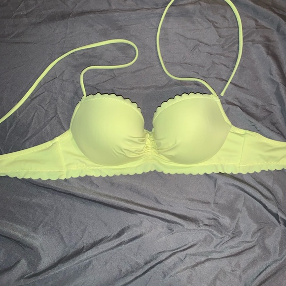 Victoria secret getaway bikini top - Picture 3 of 5